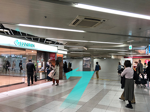 阪神梅田駅 東出口からのルート